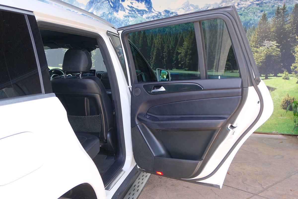 2017 Mercedes Benz GLS 450 4MATIC photo 30