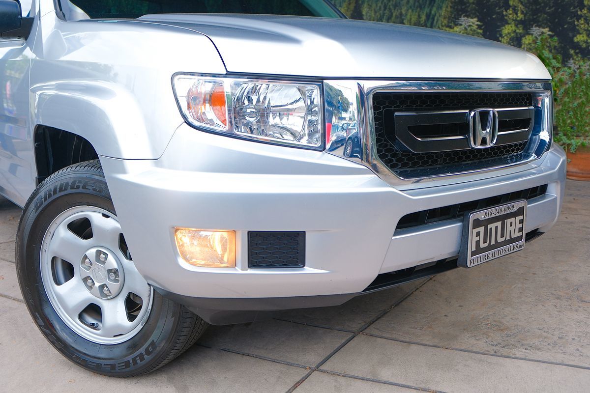 2010 Honda Ridgeline RT photo 6