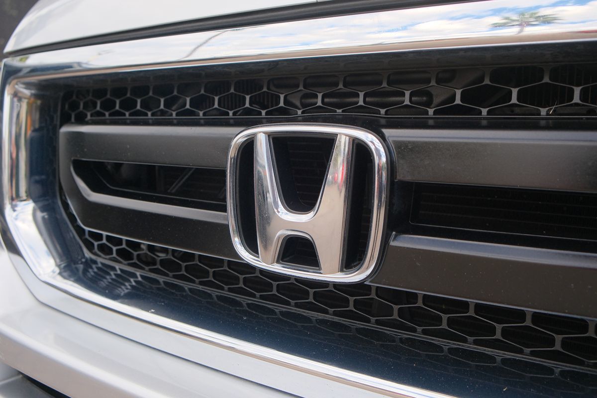 2010 Honda Ridgeline RT photo 35