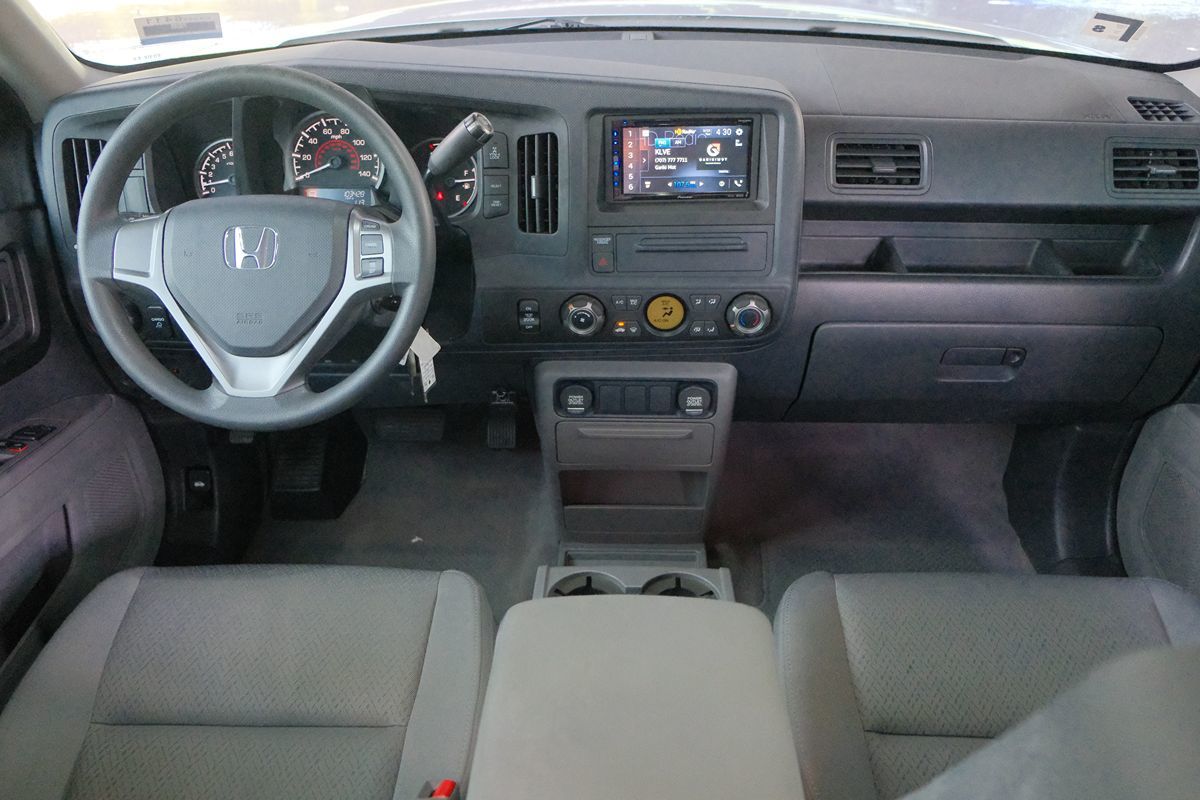 2010 Honda Ridgeline RT photo 16