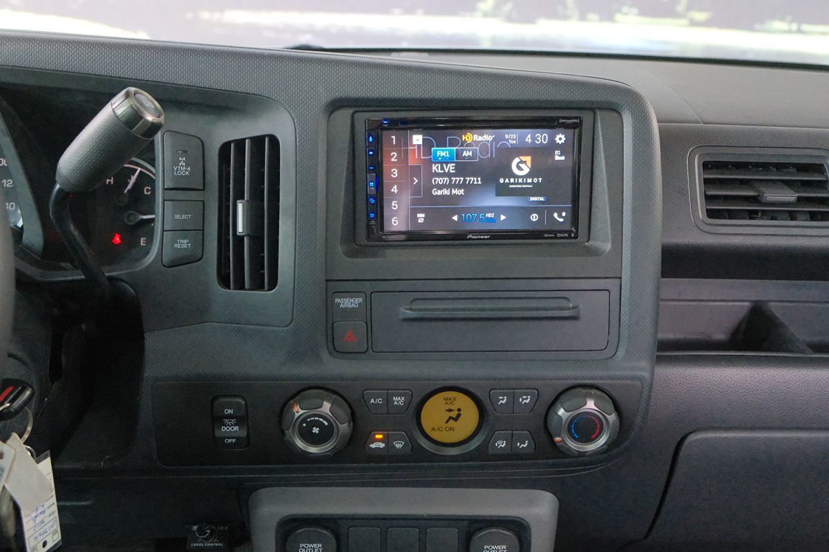 2010 Honda Ridgeline RT photo 17