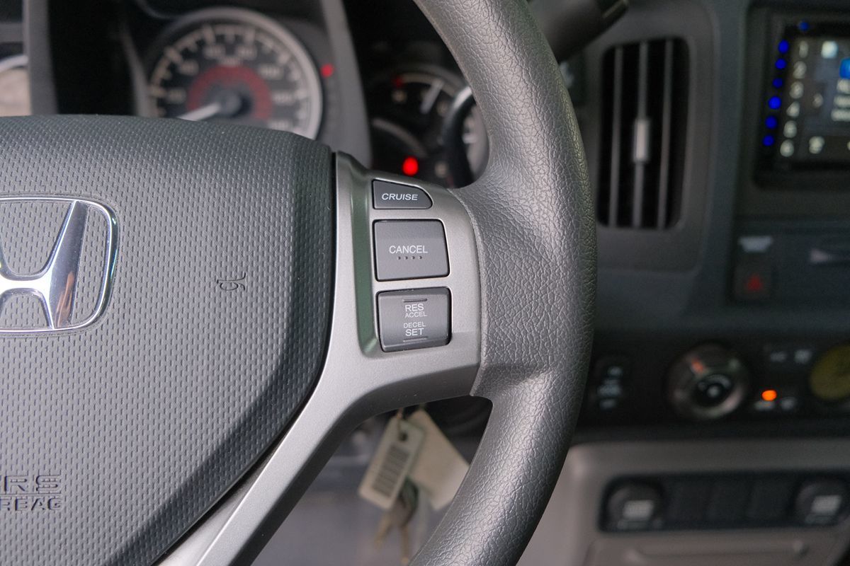 2010 Honda Ridgeline RT photo 14