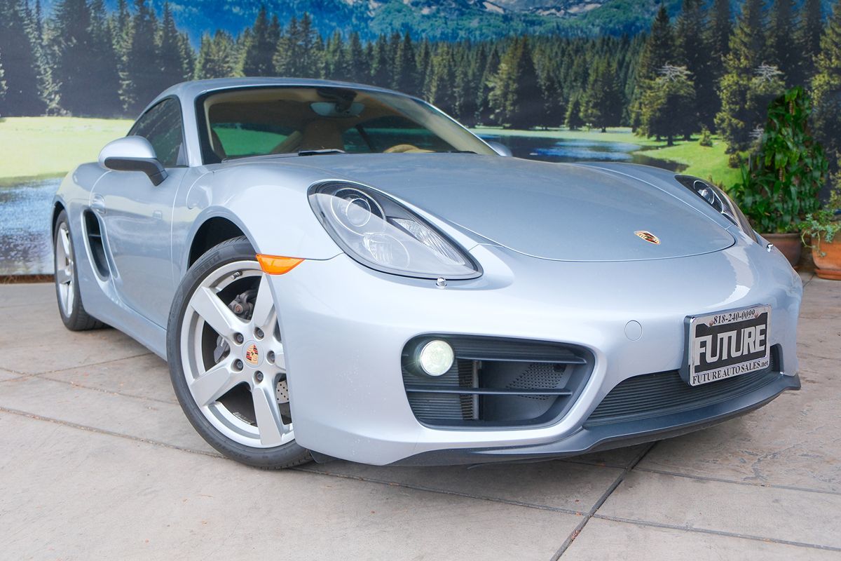 2015 Porsche Cayman photo 3
