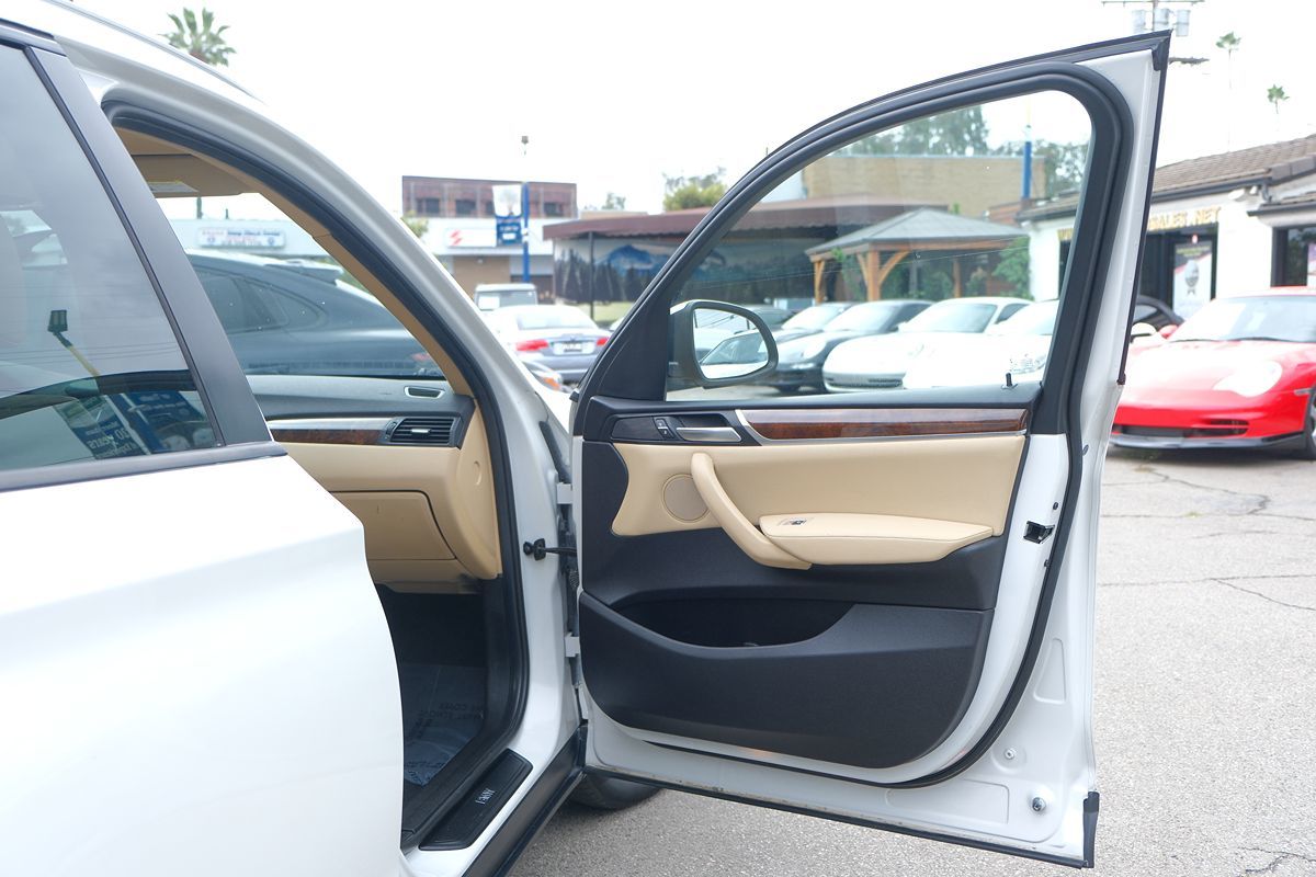 2017 Bmw X3 sDrive28i photo 29