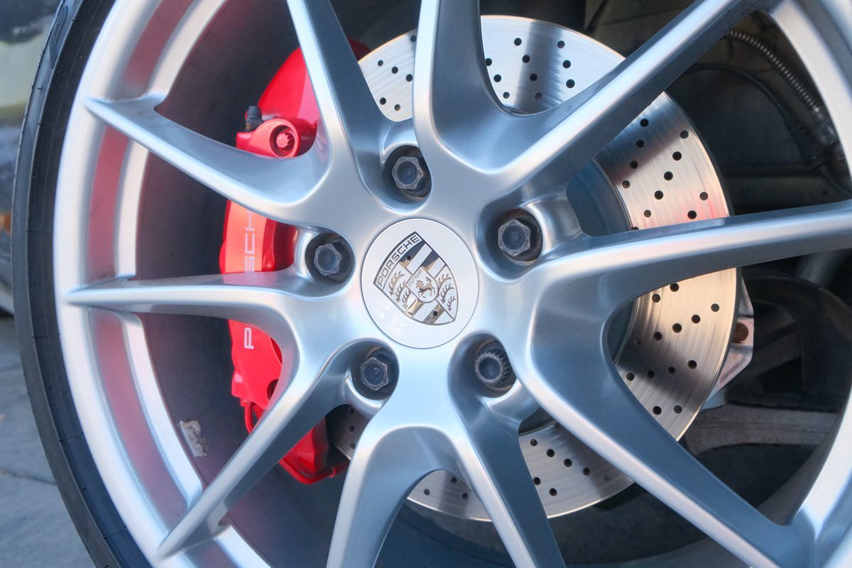 2014 Porsche 911 4S photo 38
