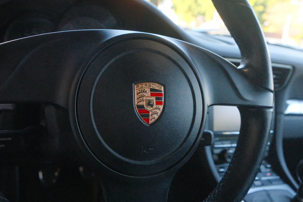 2014 Porsche 911 4S photo 40