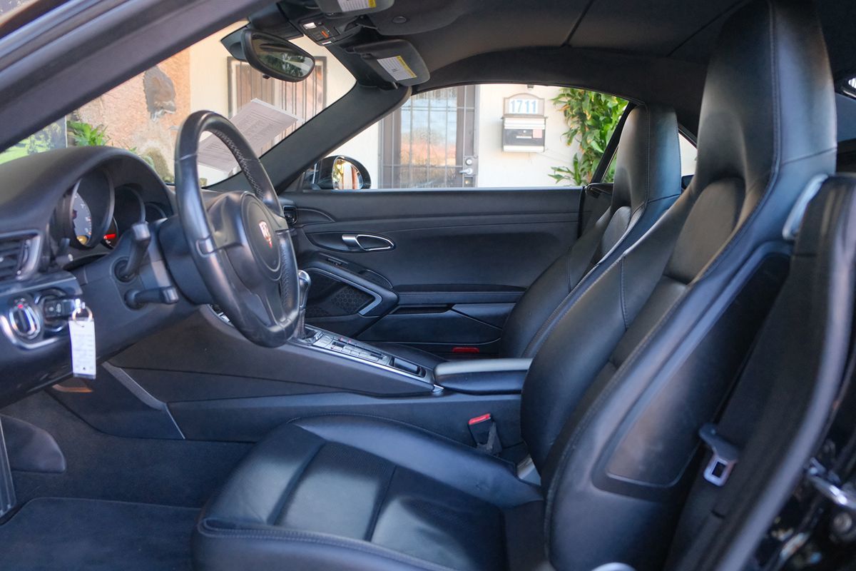 2014 Porsche 911 4S photo 11