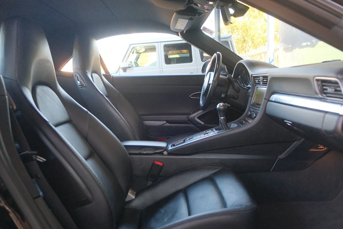 2014 Porsche 911 4S photo 27