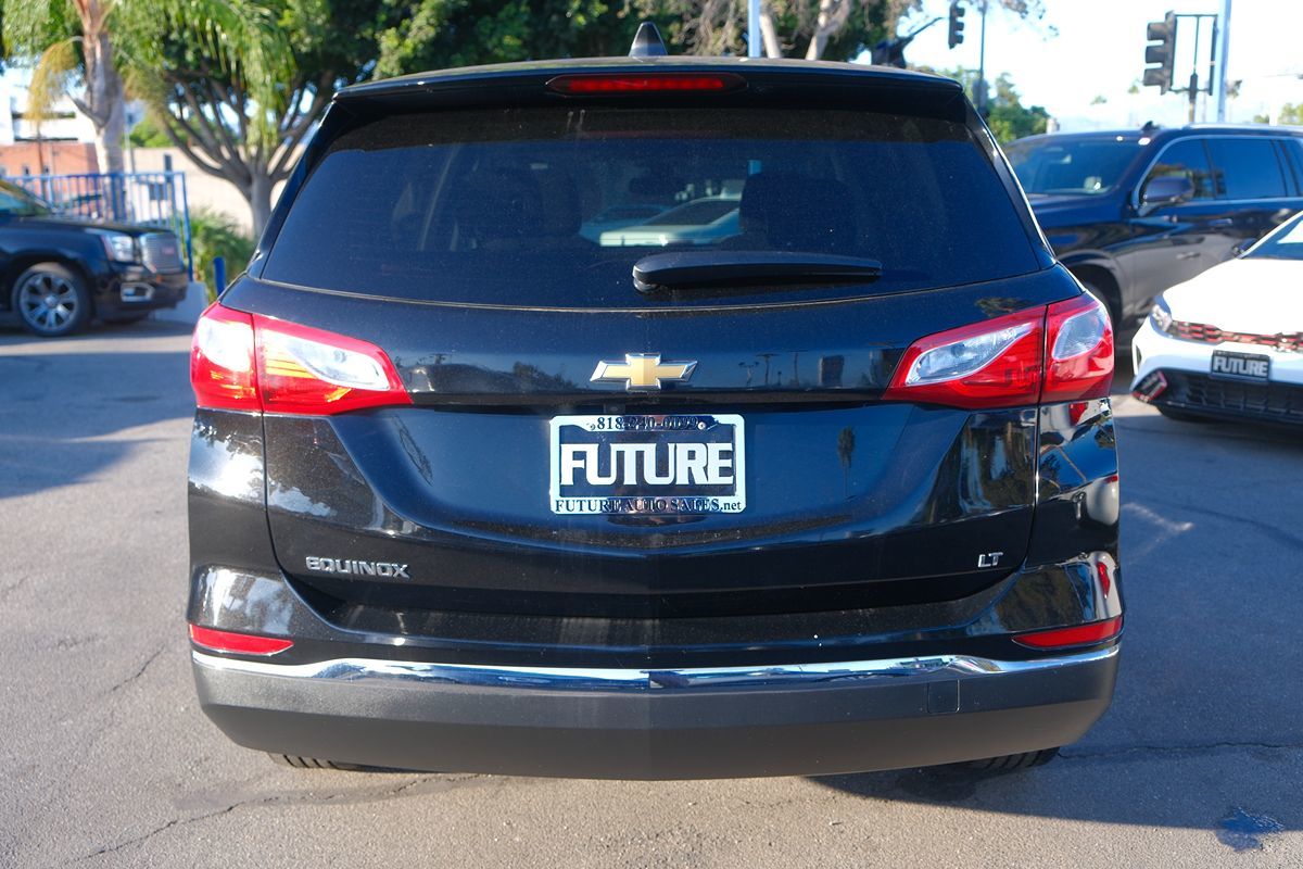 2020 Chevrolet Equinox LT photo 2