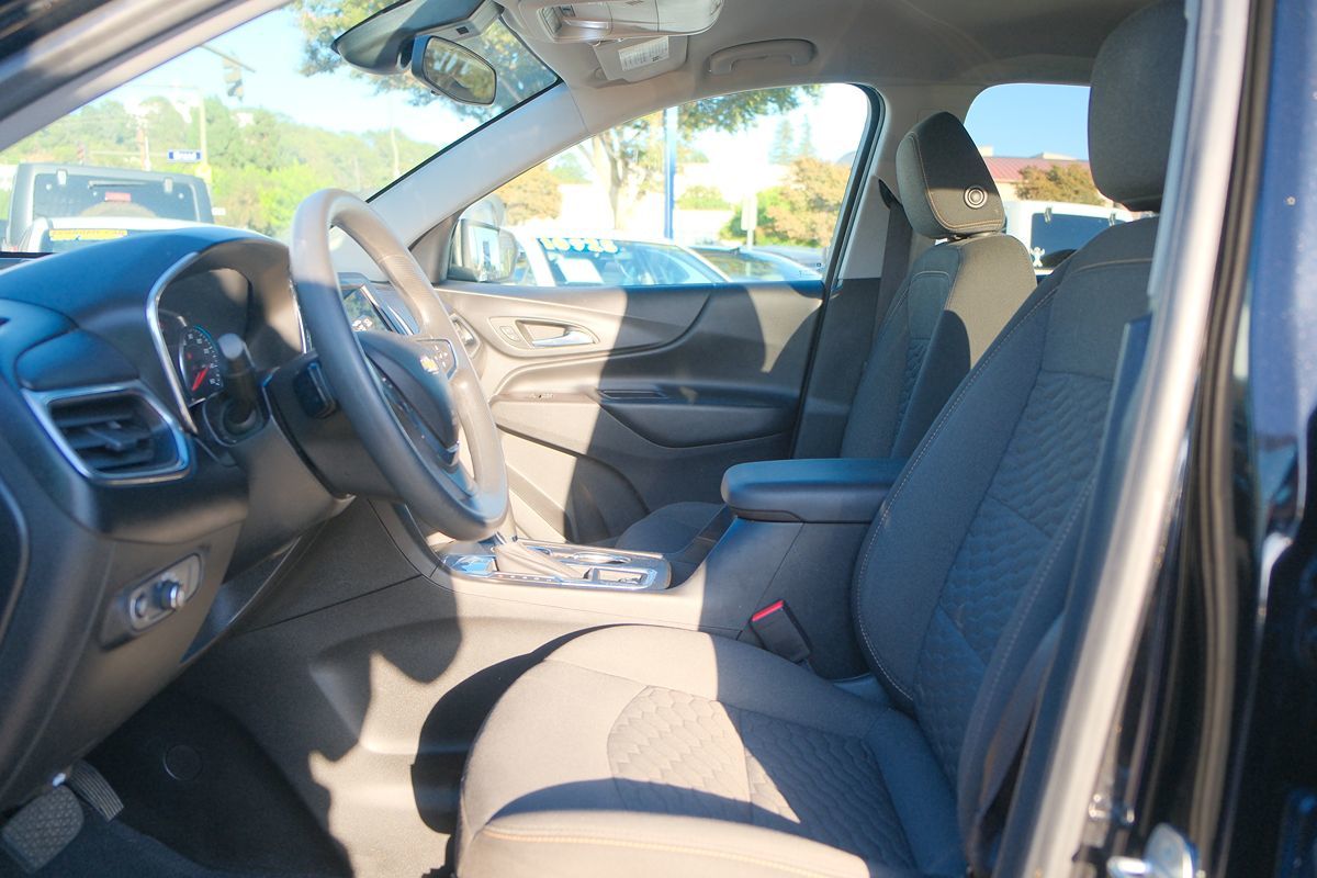 2020 Chevrolet Equinox LT photo 8