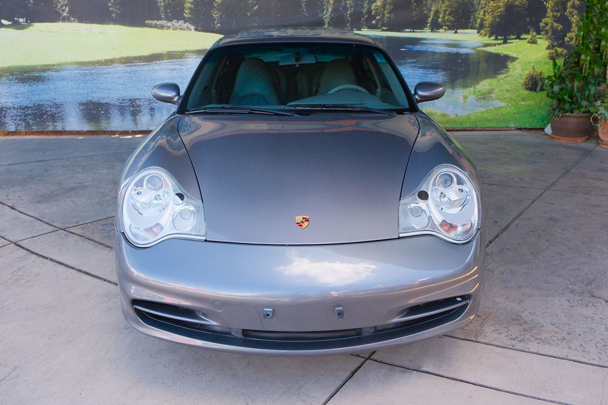 2002 Porsche 911 photo 2