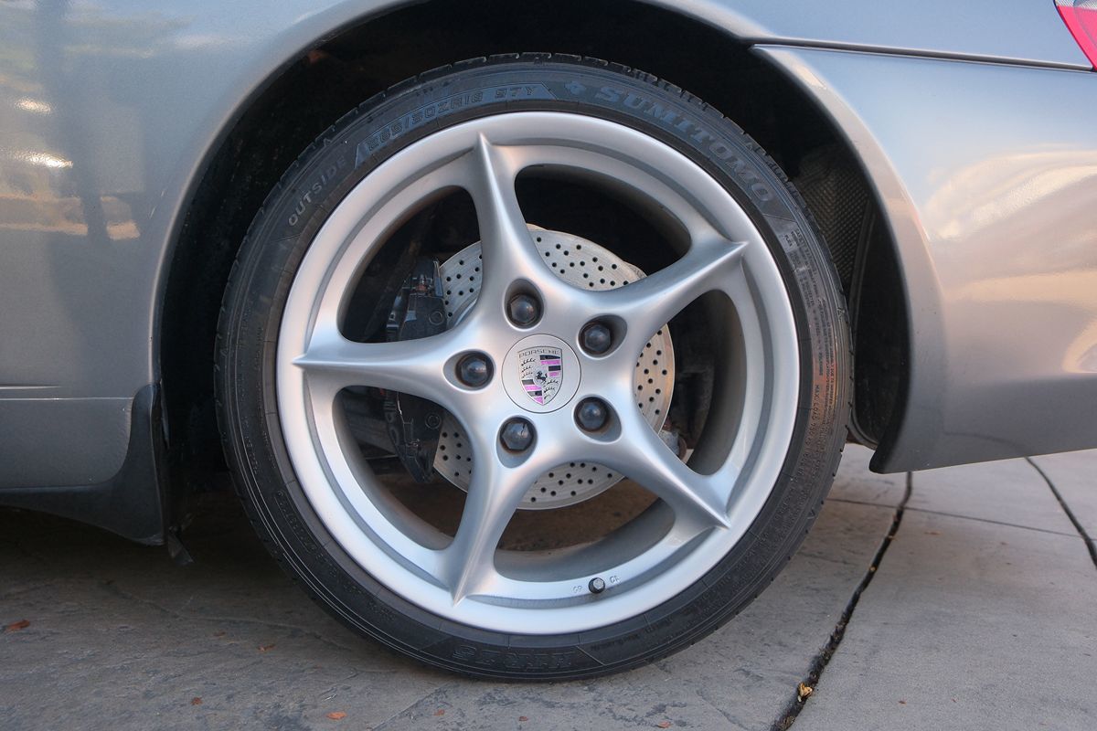 2002 Porsche 911 photo 32