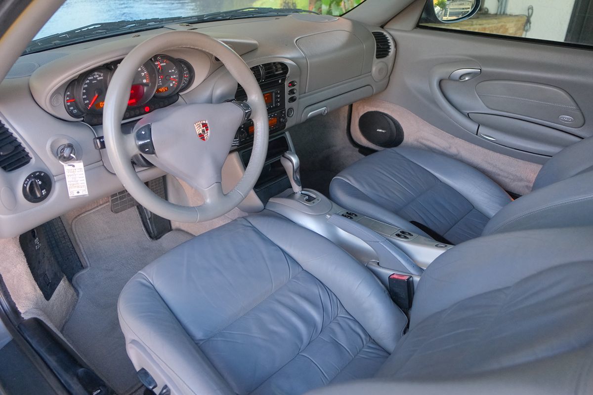 2002 Porsche 911 photo 13