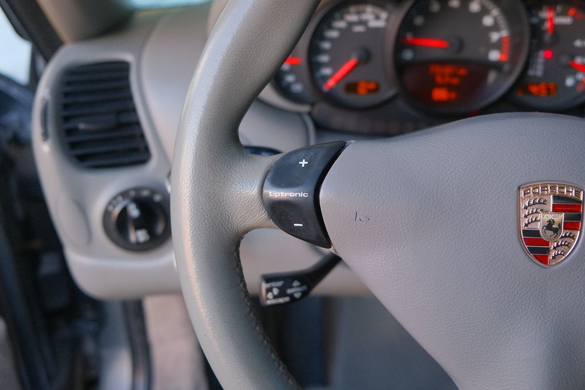 2002 Porsche 911 photo 16