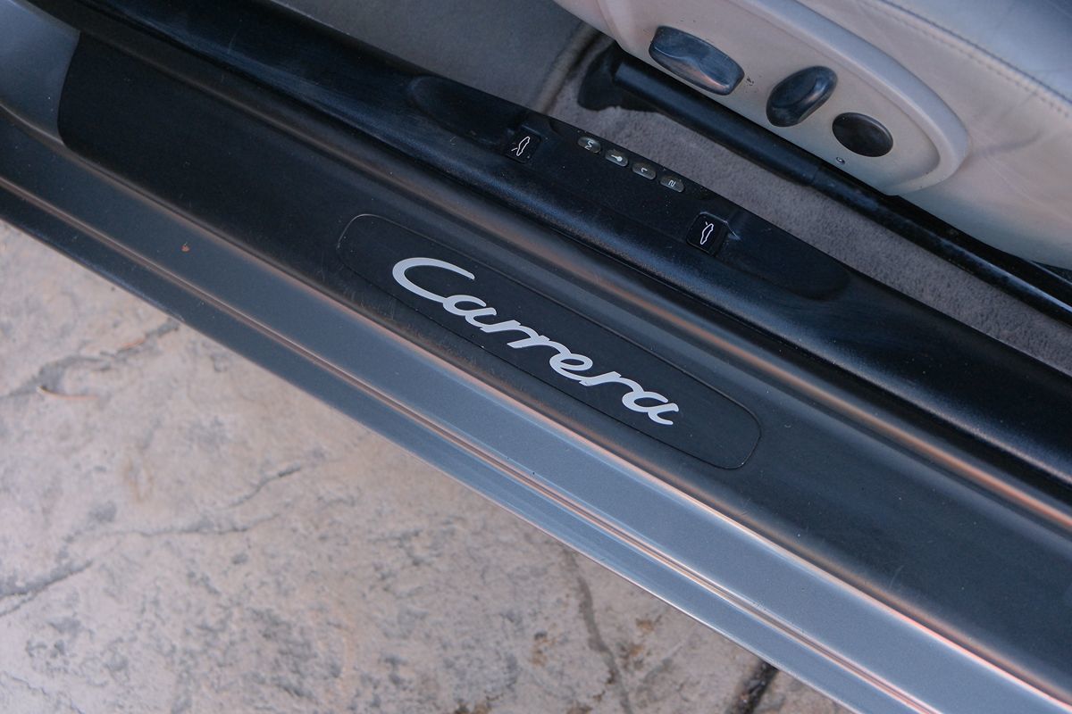 2002 Porsche 911 photo 37