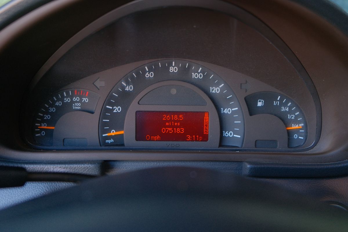 2002 Mercedes Benz C 320 photo 14