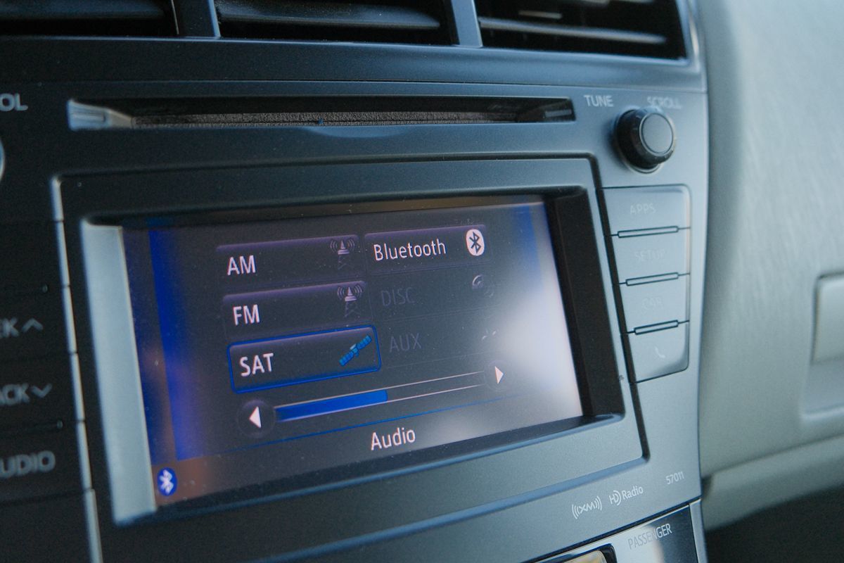 2013 Toyota Prius V Three photo 21