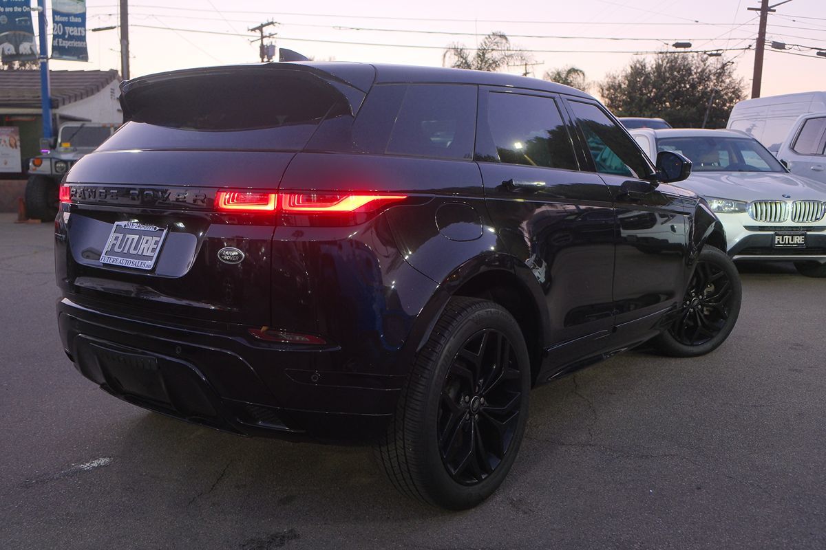 2023 Land Rover Range Rover Evoque R-Dynamic SE photo 8