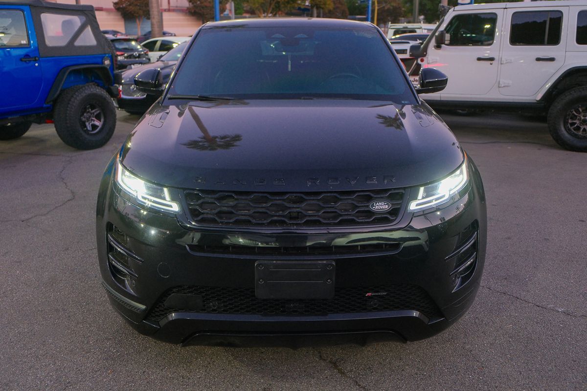2023 Land Rover Range Rover Evoque R-Dynamic SE photo 2
