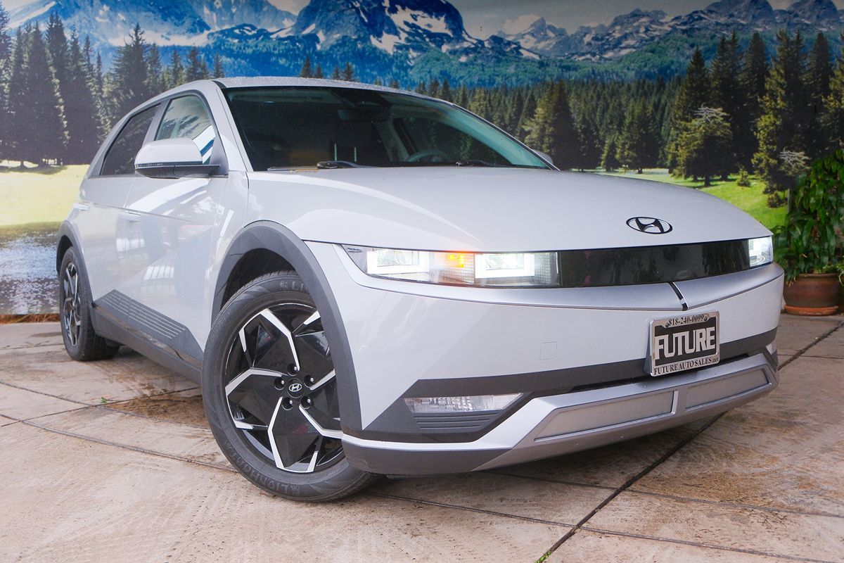 2022 Hyundai Ioniq 5 SE photo 3