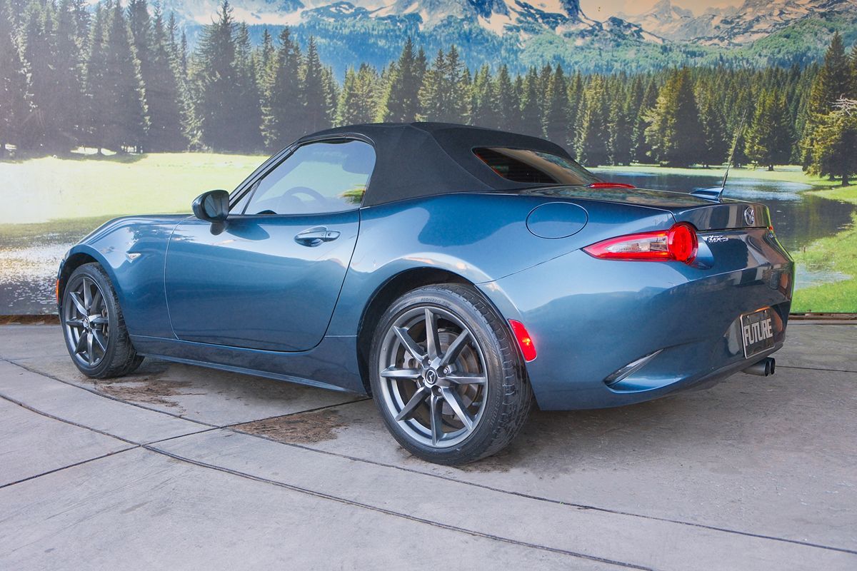 2016 Mazda MX-5 Miata Miata Grand Touring photo 4