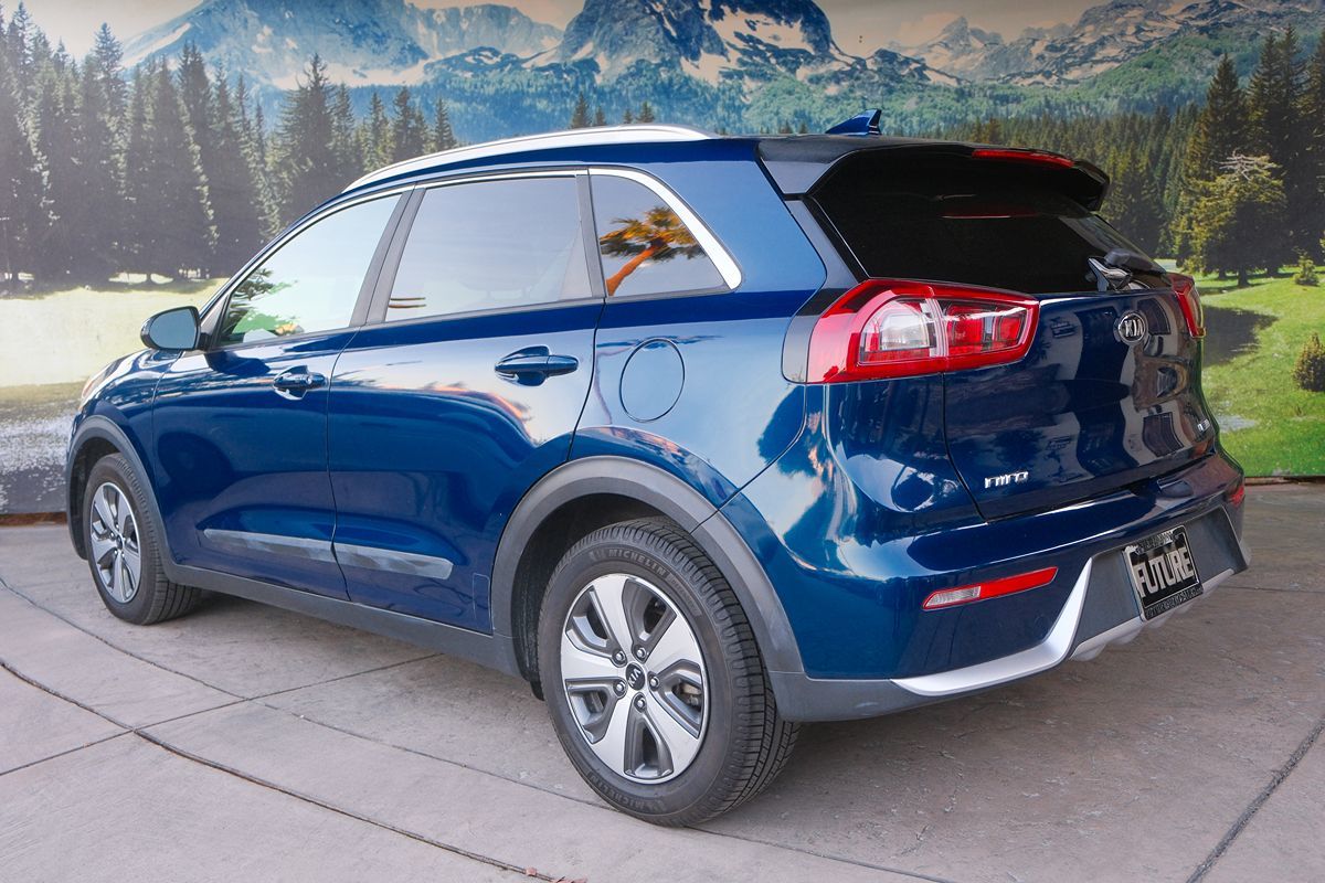 2019 Kia Niro LX photo 4