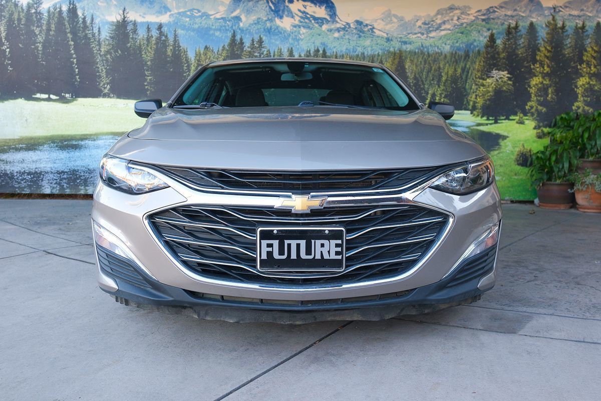 2022 Chevrolet Malibu 1LS - Photo 2