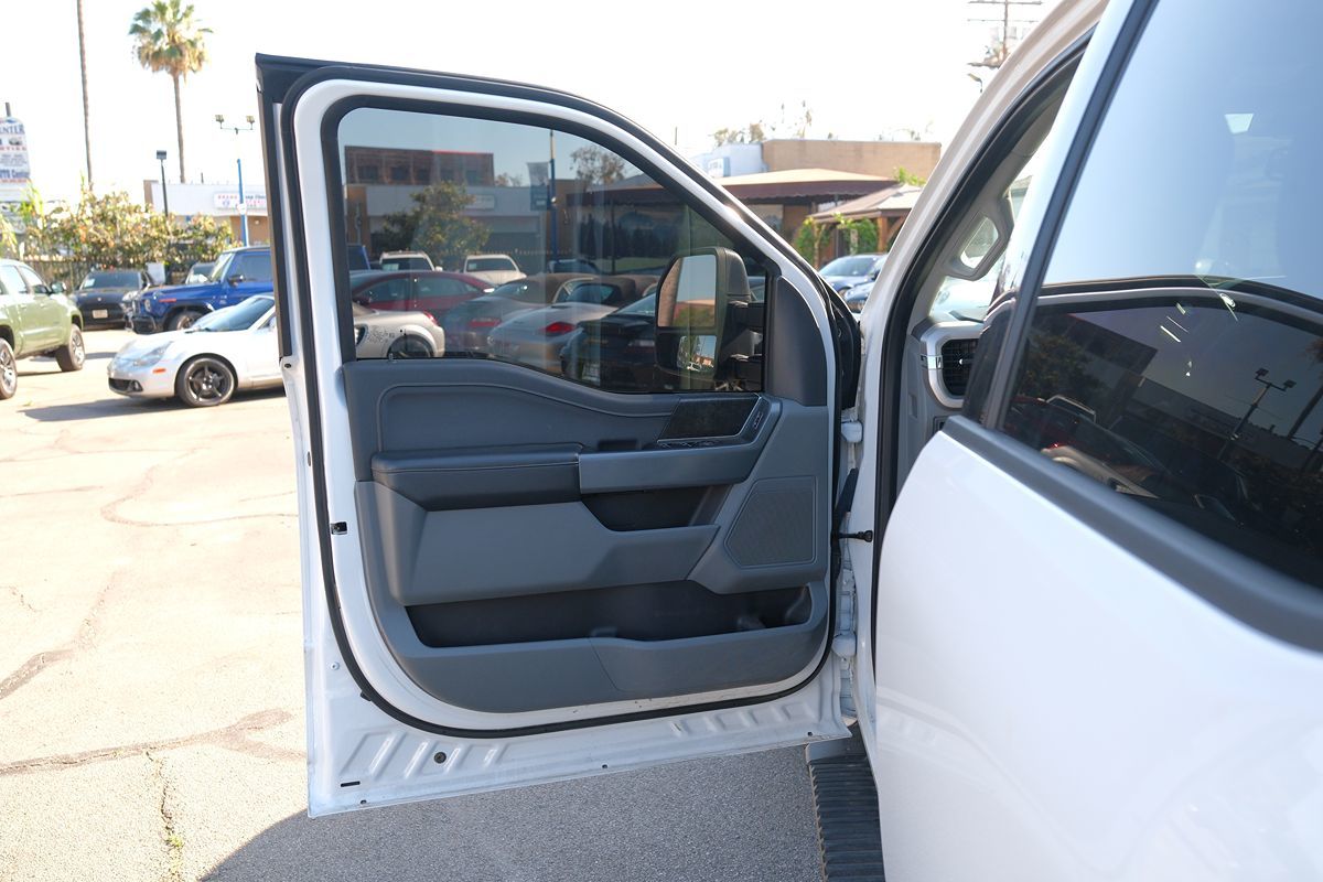 2023 Ford F-150 XLT - Photo 11