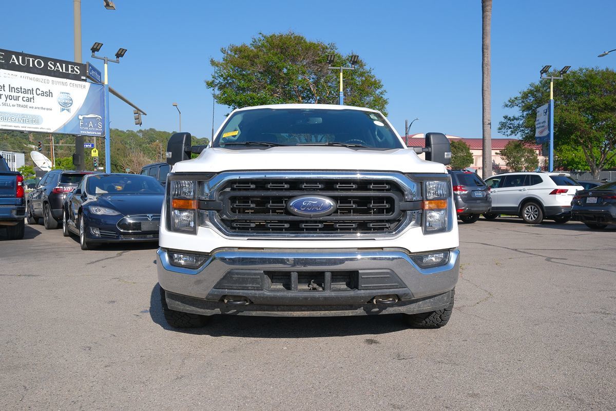 2023 Ford F-150 XLT - Photo 2