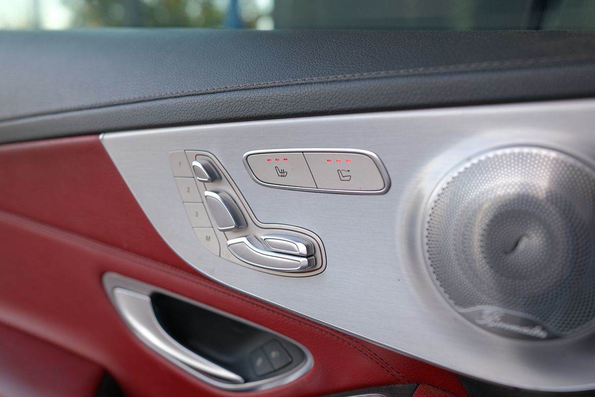 2017 Mercedes-Benz C-Class Cabriolet AMG C43 - Photo 11