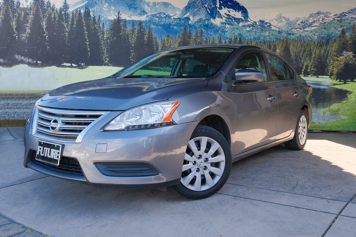 2015 Nissan Sentra S M/T's photo
