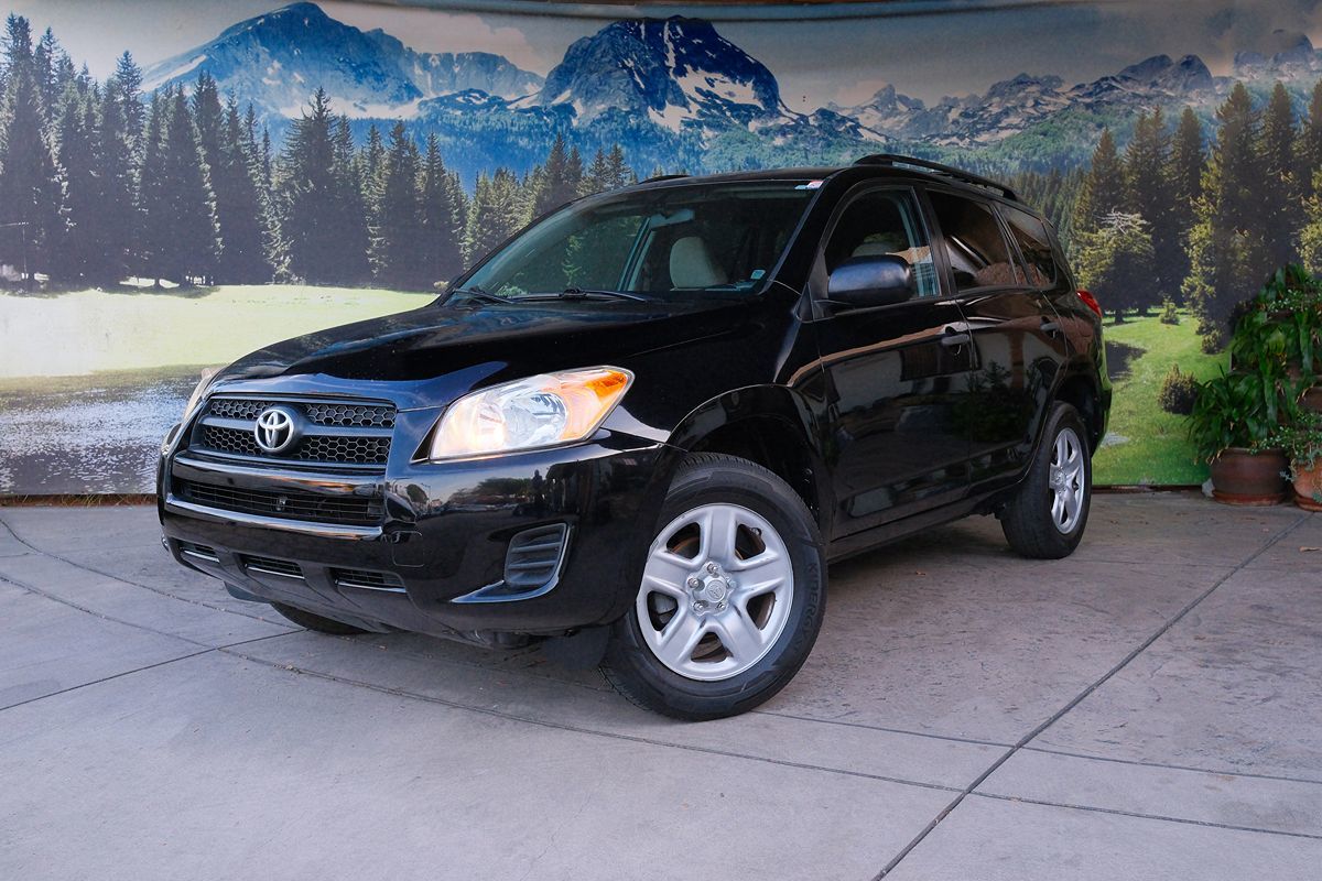2009 Toyota RAV4 Base's photo