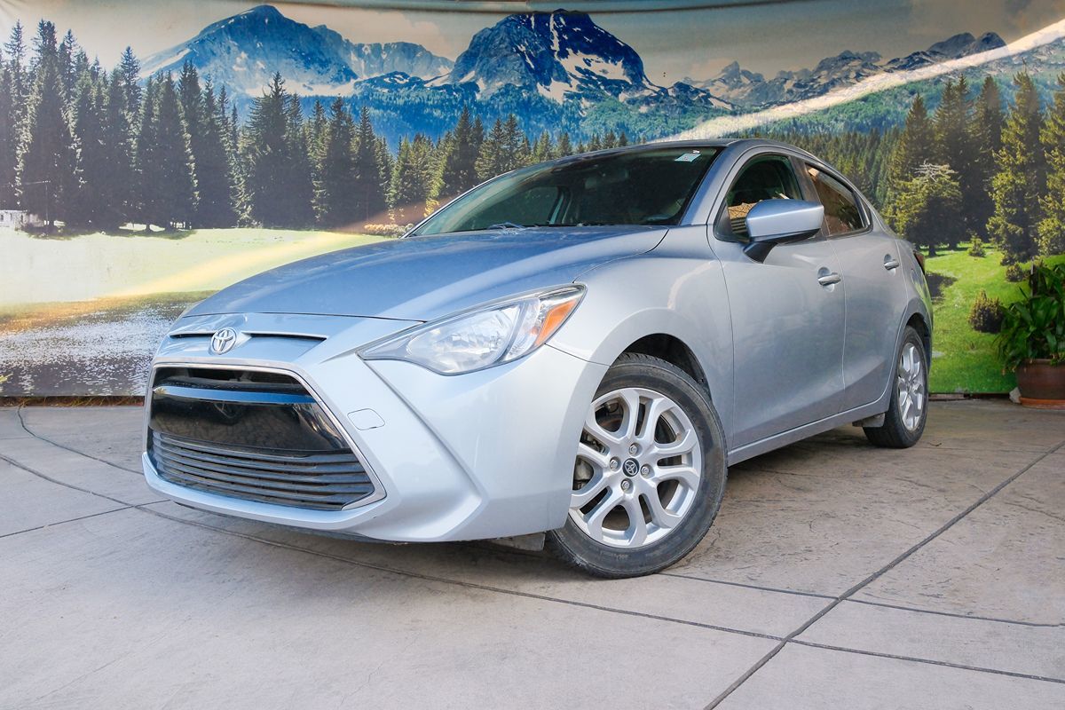 2017 Toyota Yaris iA AT's photo