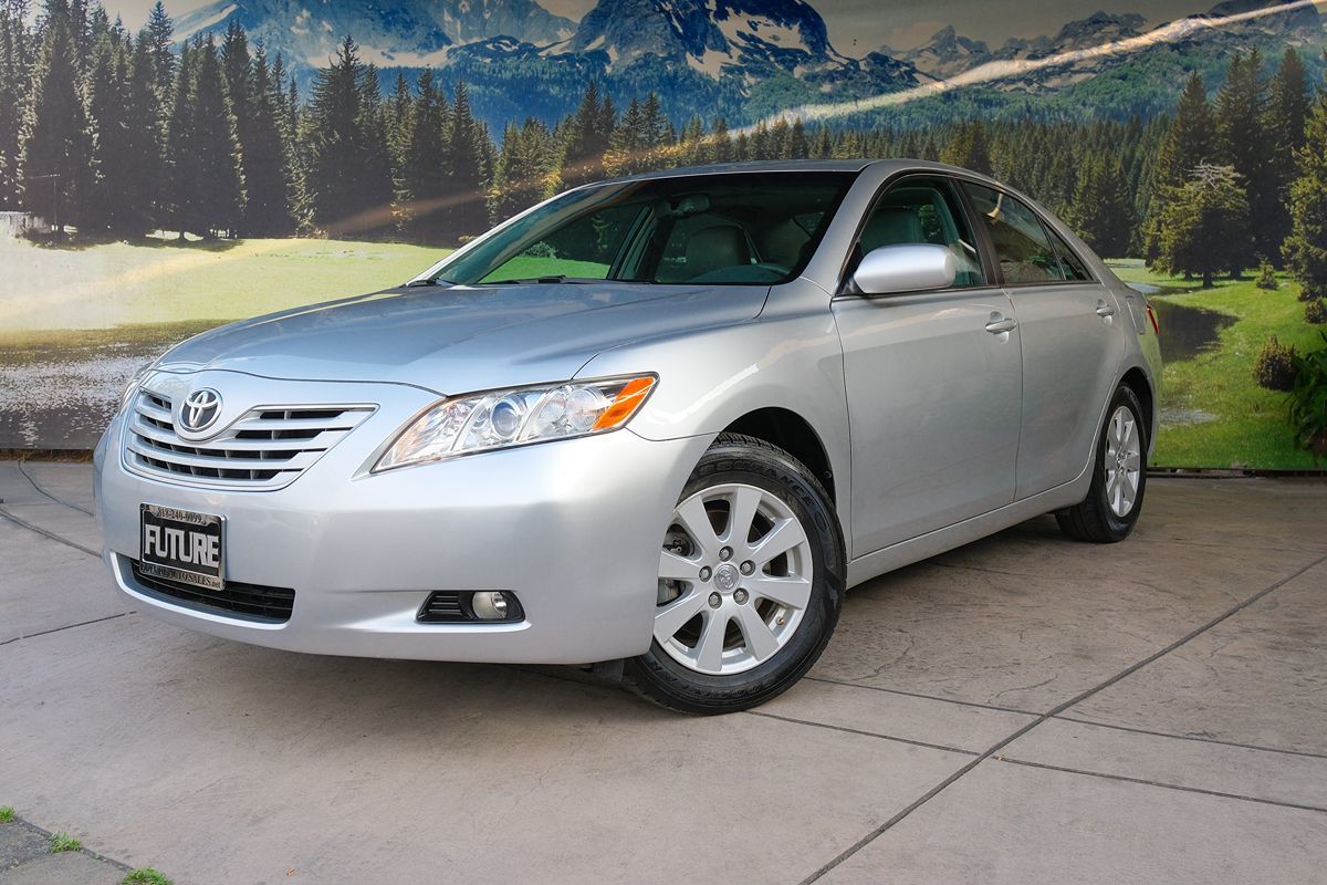 2009 Toyota Camry 2.4 Auto XLE's photo