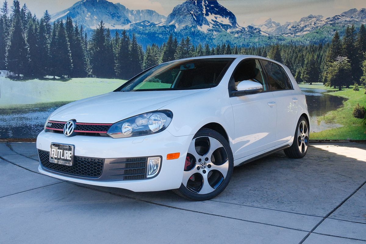 2013 Volkswagen Golf GTI's photo