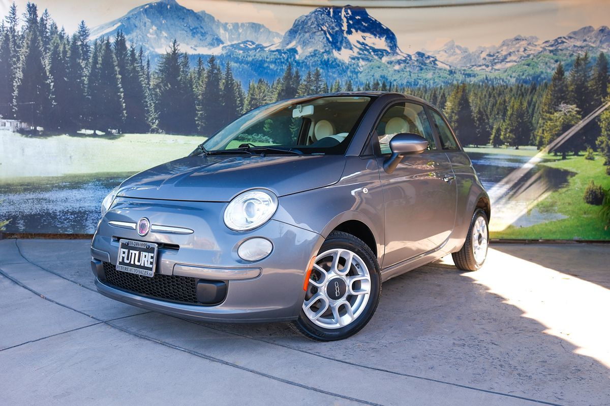 2012 FIAT 500 Pop's photo