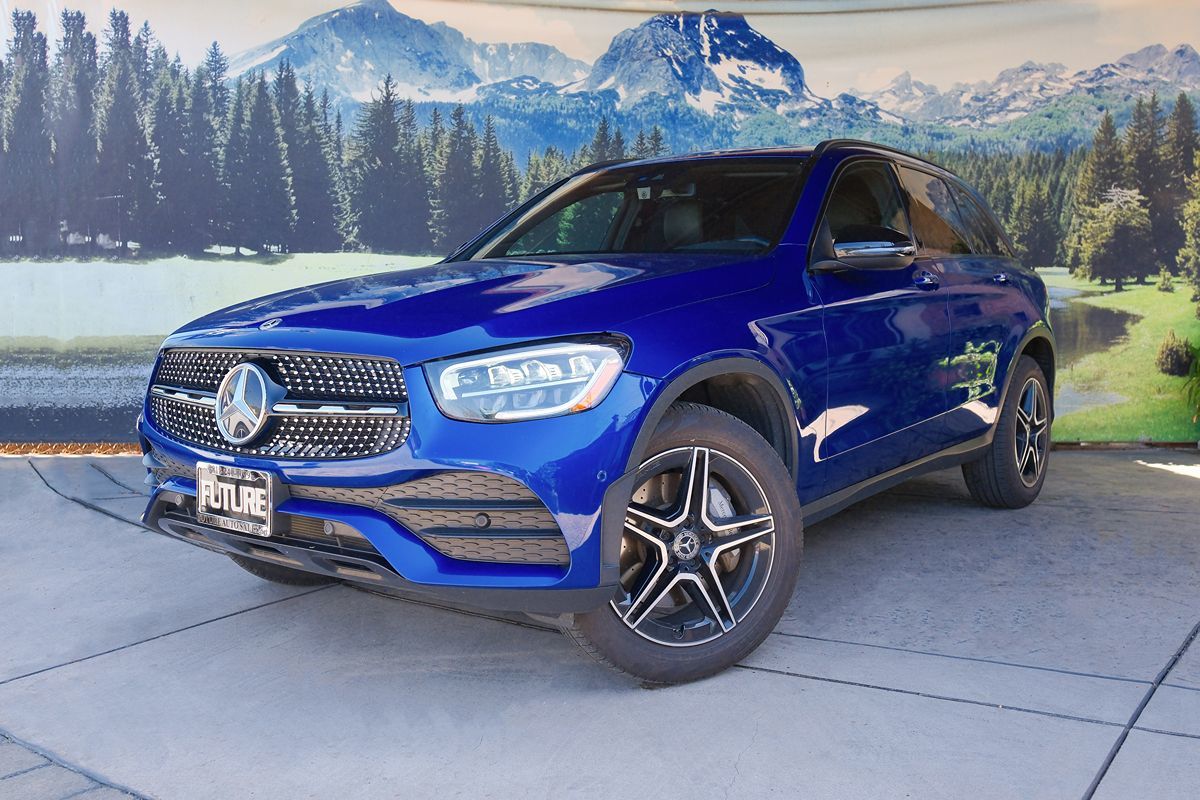 2022 Mercedes-Benz GLC GLC 300's photo