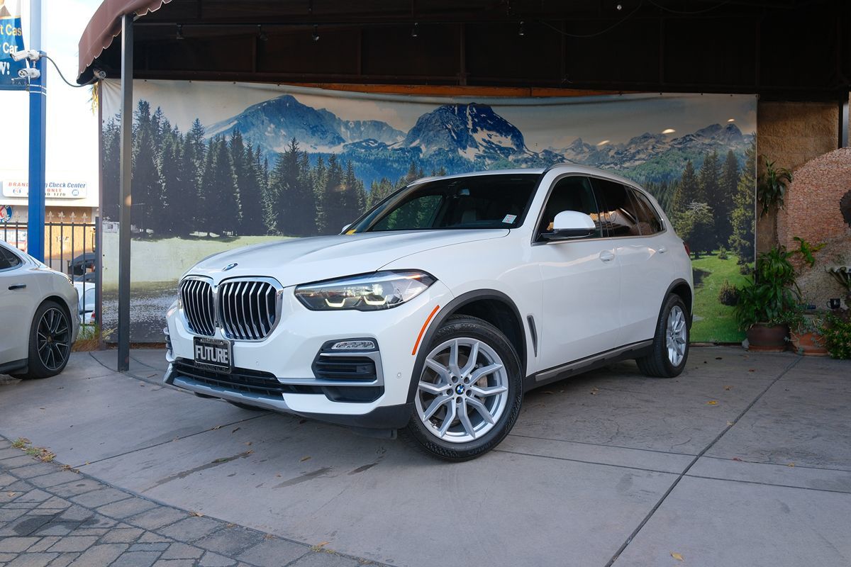 2021 BMW X5 sDrive40i's photo