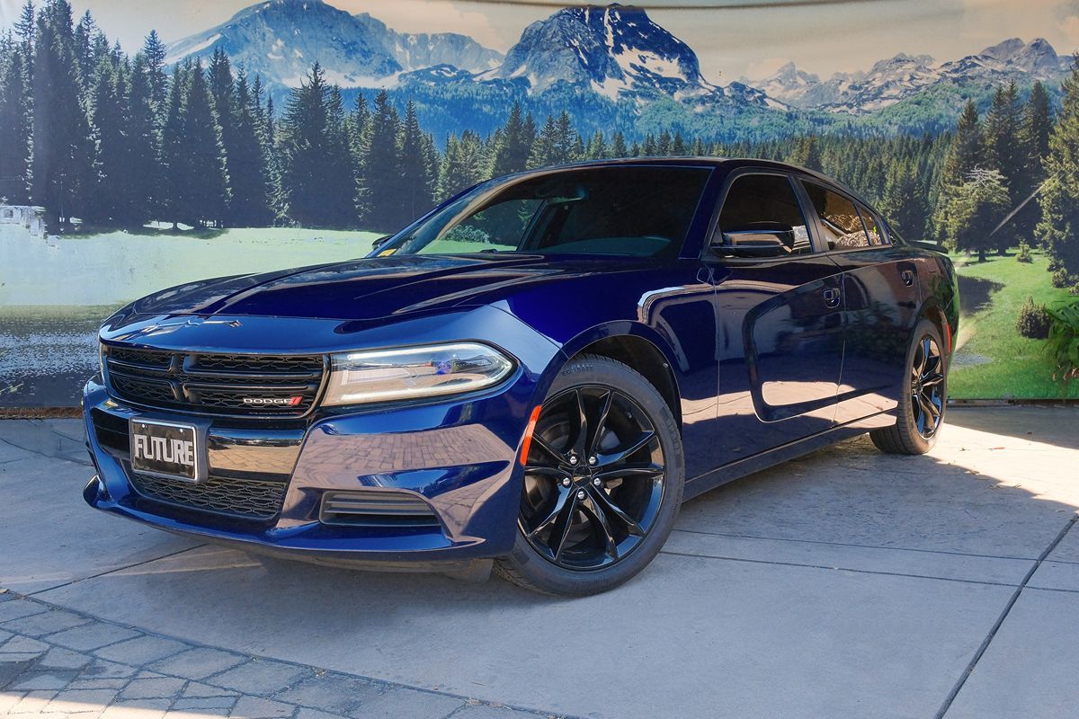 2016 Dodge Charger SE's photo