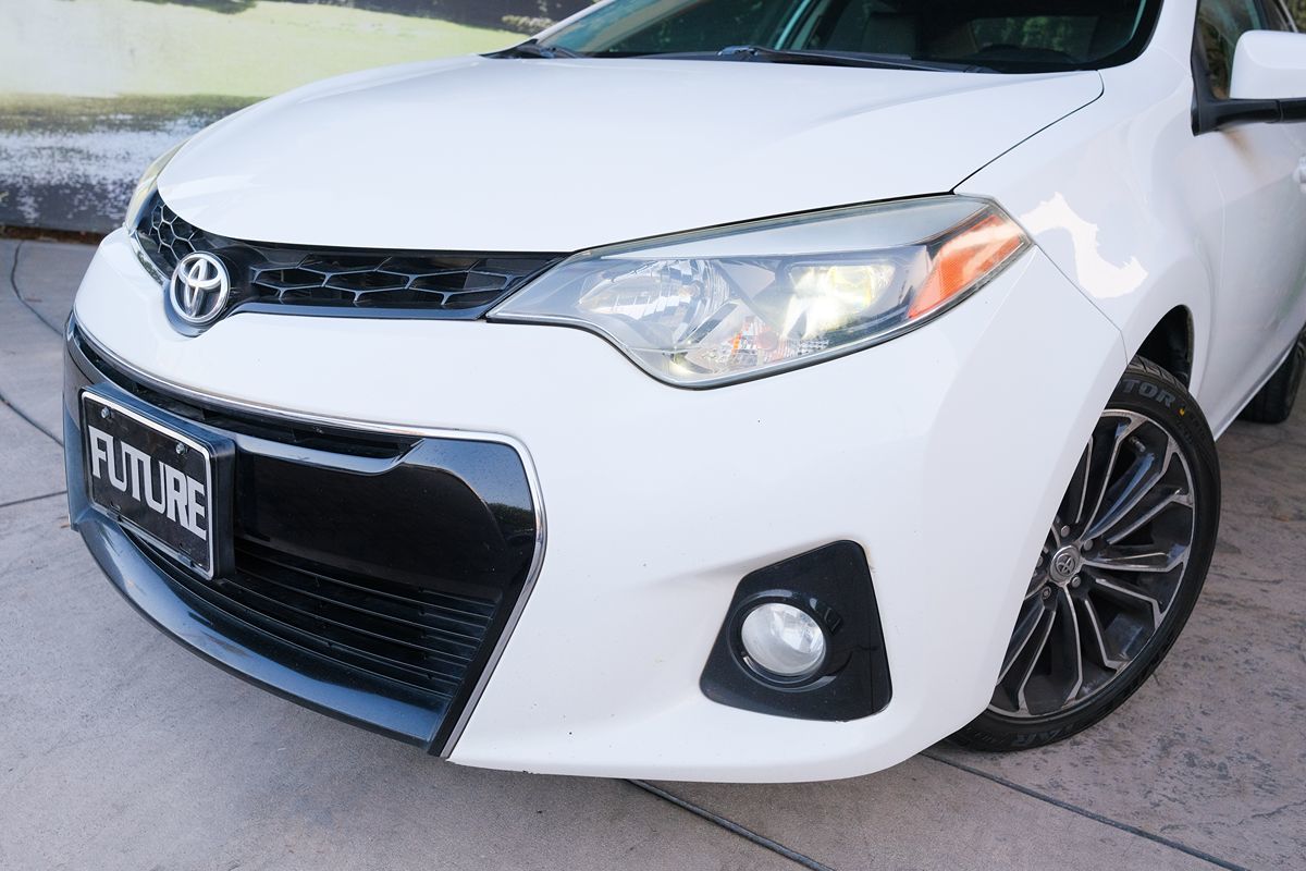 Toyota Corolla photo 7