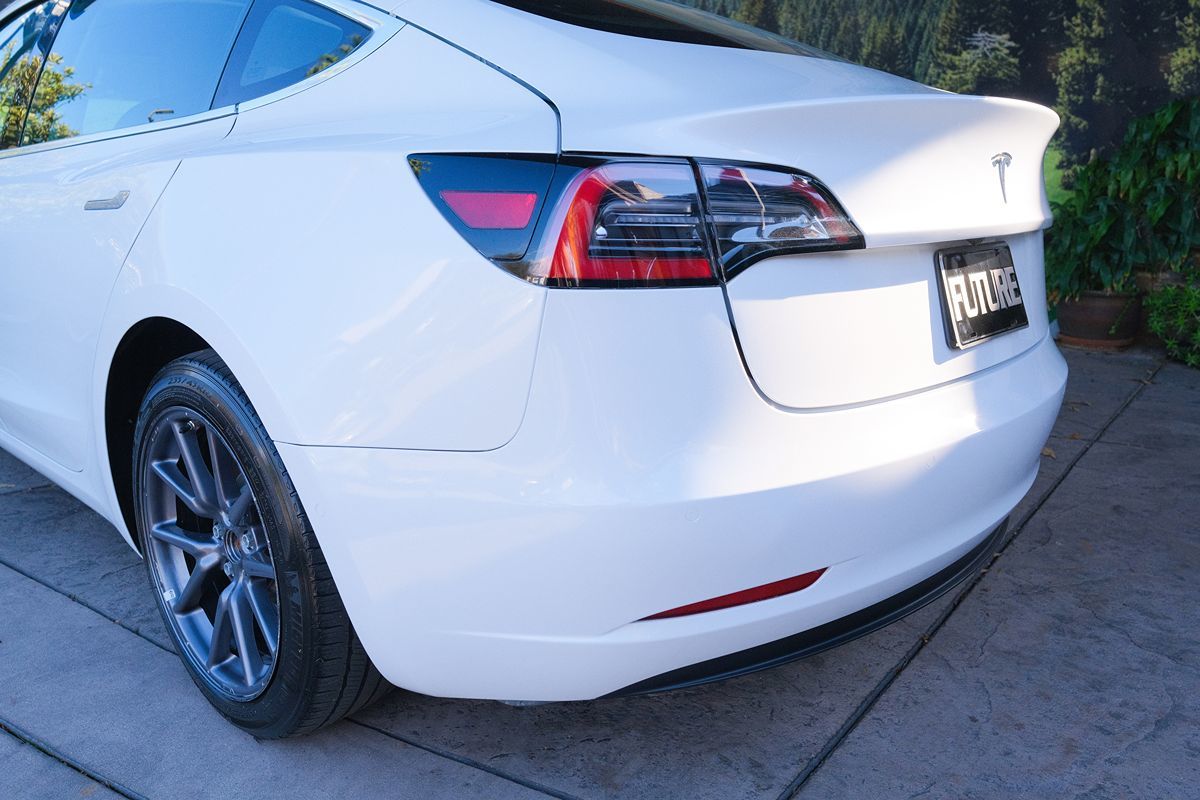 Tesla Model 3 photo 31