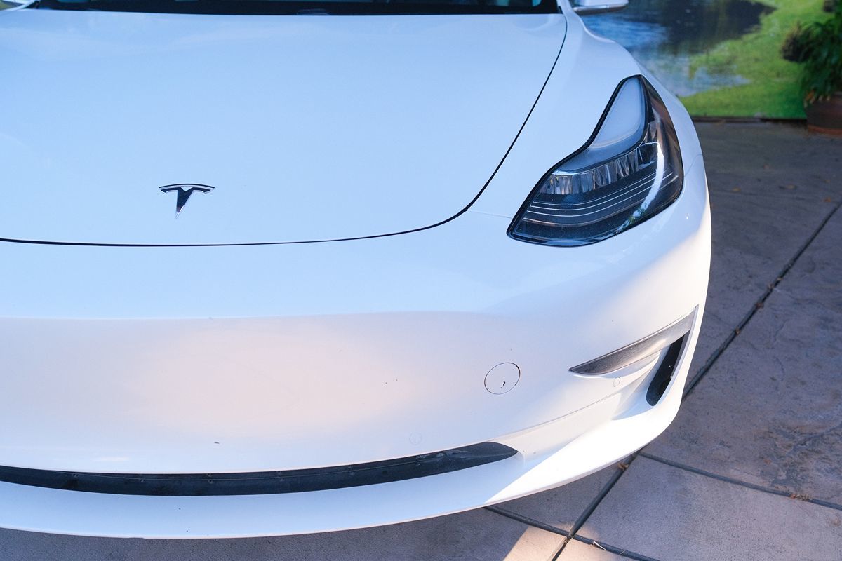 Tesla Model 3 photo 33