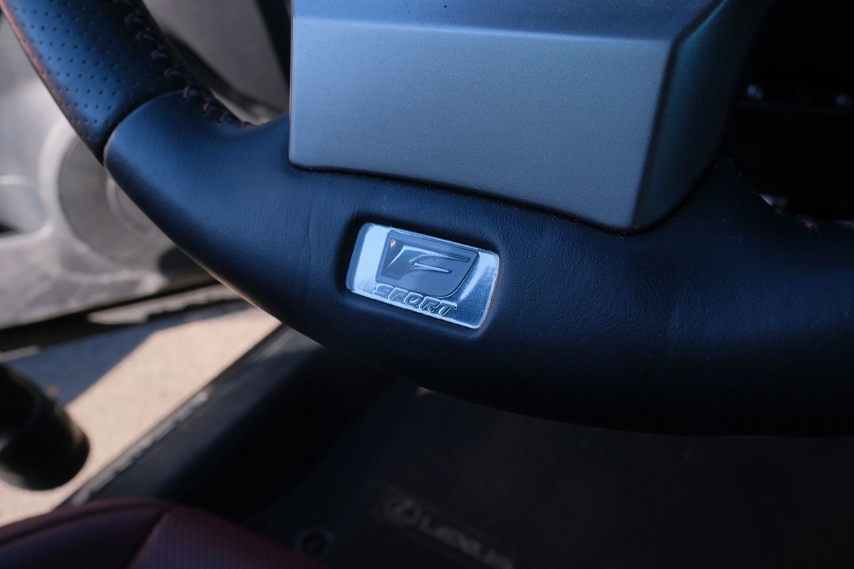 Lexus IS250 photo 35