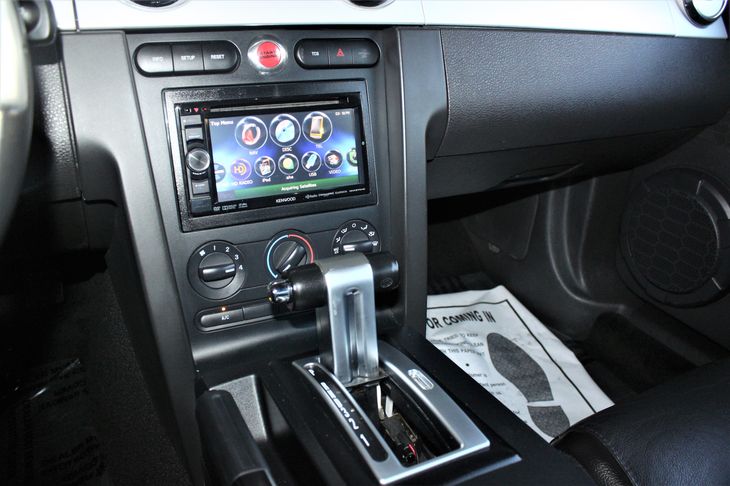 FLSTC Mustangシート2000年〜2007年 Sold 2007 Ford Mustang GT Deluxe in Glendale