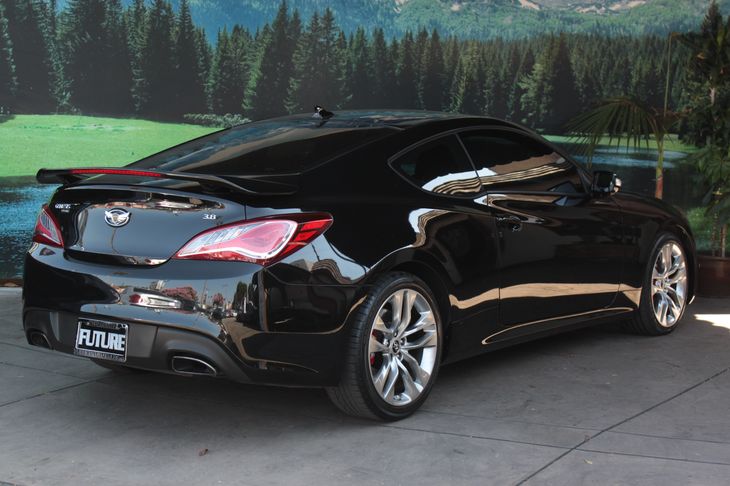Sold 2013 Hyundai Genesis Coupe 3.8 Track in Glendale