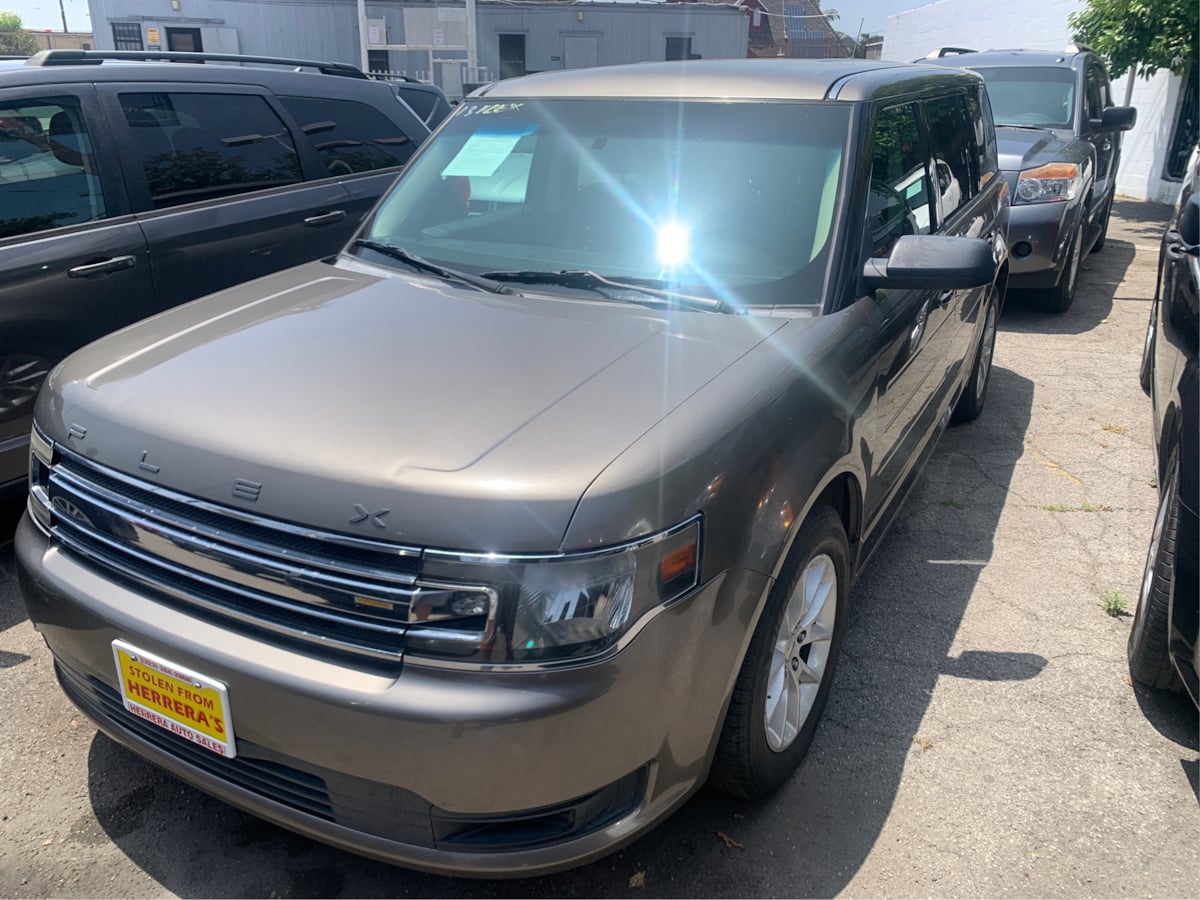 Vehicle Image 2