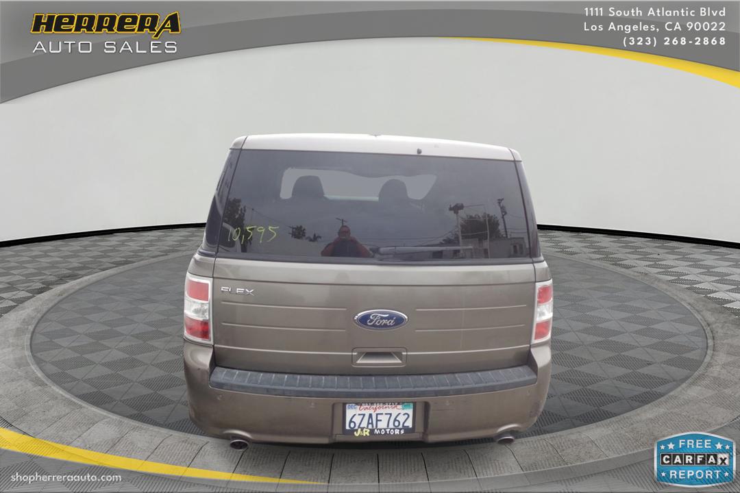 2013 Ford Flex SE photo 2