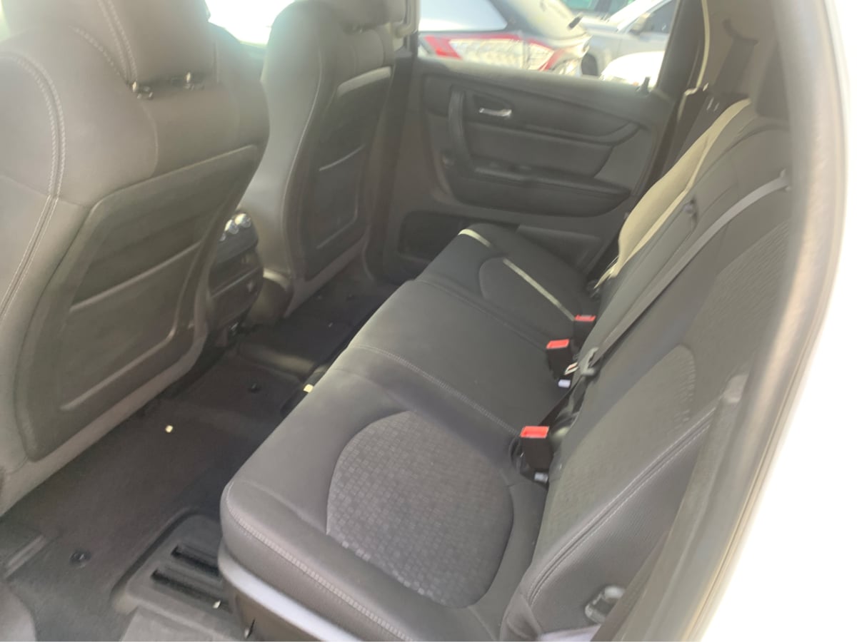 2014 Gmc Acadia SLE photo 11