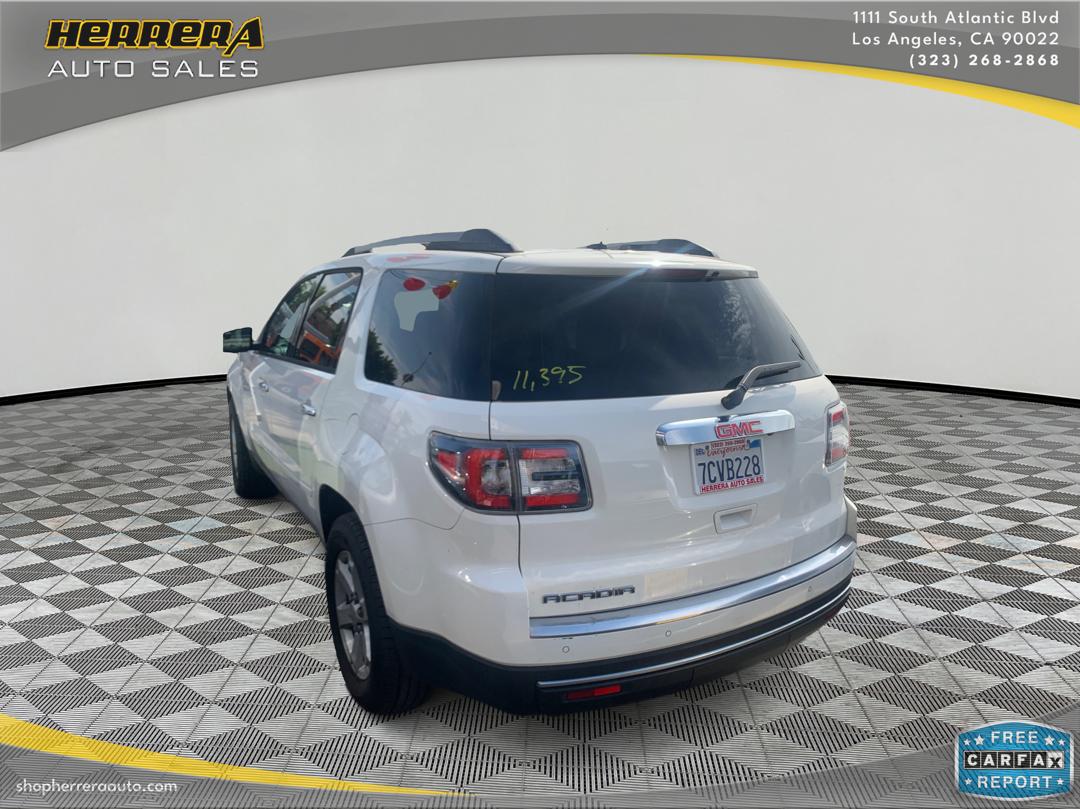 2014 Gmc Acadia SLE photo 3