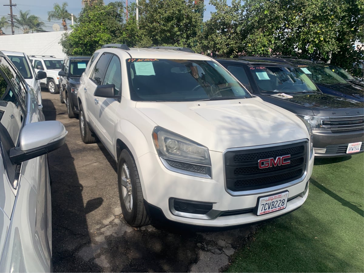 2014 Gmc Acadia SLE photo 16